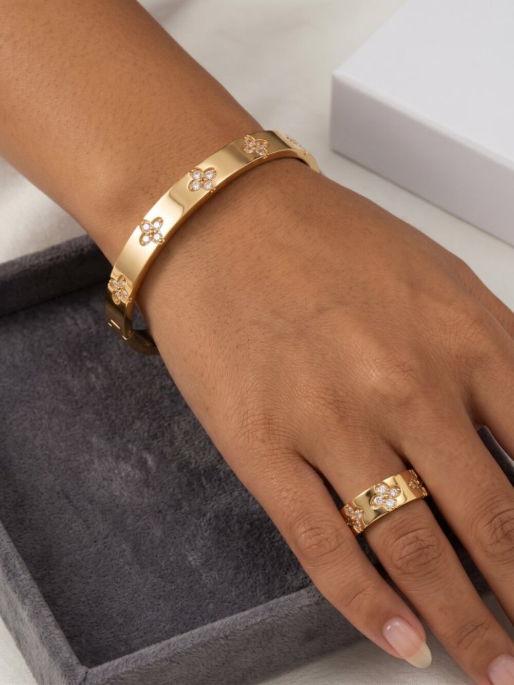 Elegant Gold Floral Bangle and Ring Set - Women Jewelry